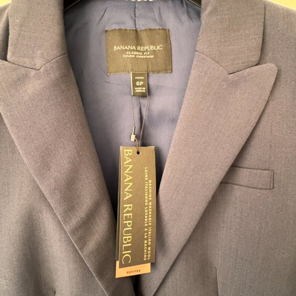 NWT Women's Banana Republic Classic Fit Marzotto Italian Wool Blend Blazer - Picture 3 of 10